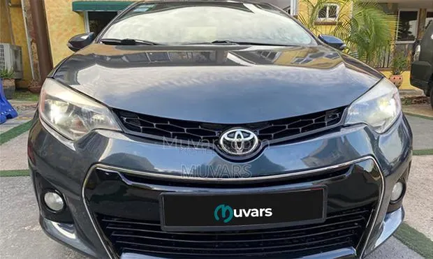 Rent a Car - Toyota Corolla Saloon Car