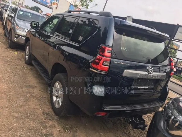 Toyota Land Cruiser Prado 2021 Black · Photo 1