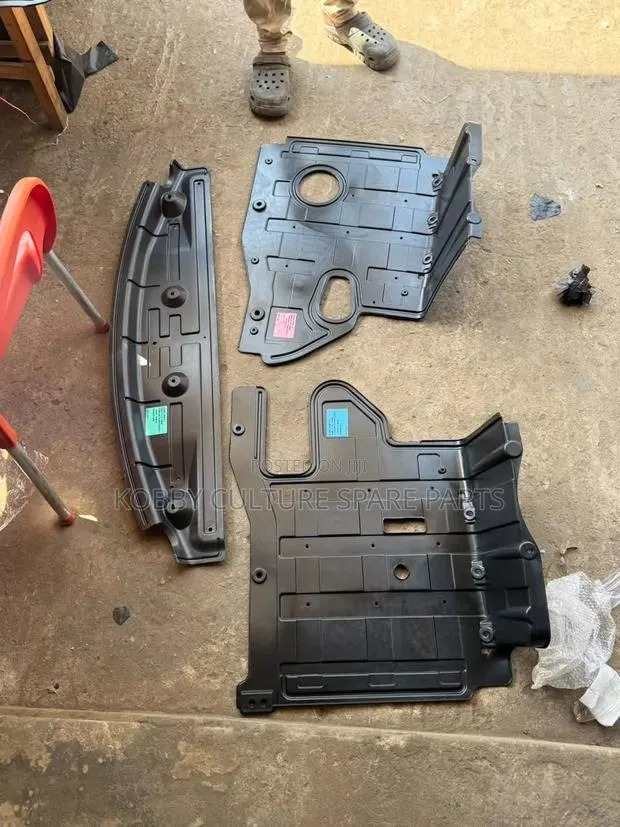 Original Hyndai Sonata 2011-16 Engine Panel Available for All Cars · Photo 1