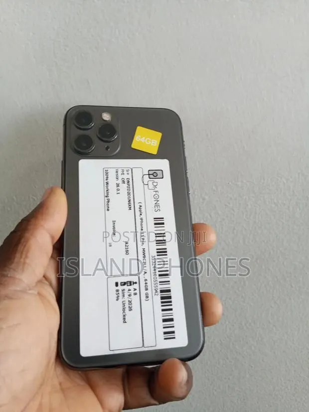 Apple iPhone 11 Pro 64 GB Black · Photo 1