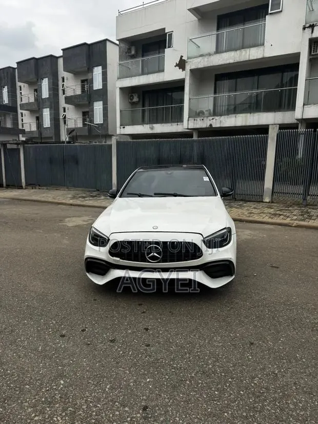 Mercedes-Benz E450 W213 4MATIC 2022 White · Photo 1