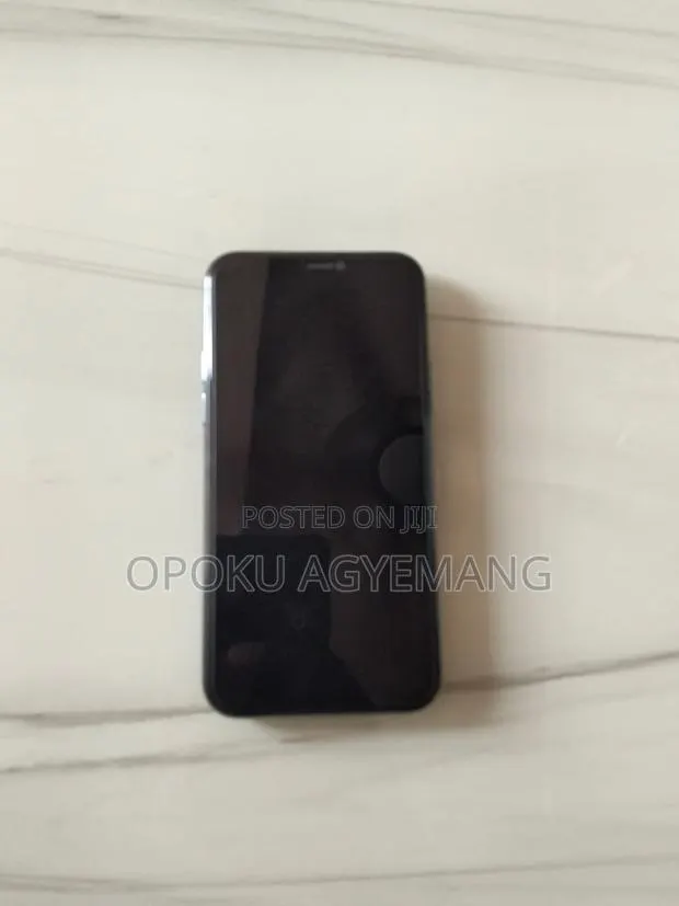 Apple iPhone 11 Pro 256 GB Green · Photo 1