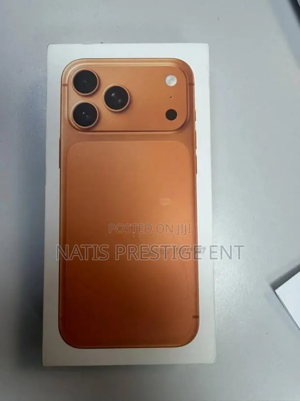 New Apple iPhone 17 Pro Max 512 GB Orange · Photo 1