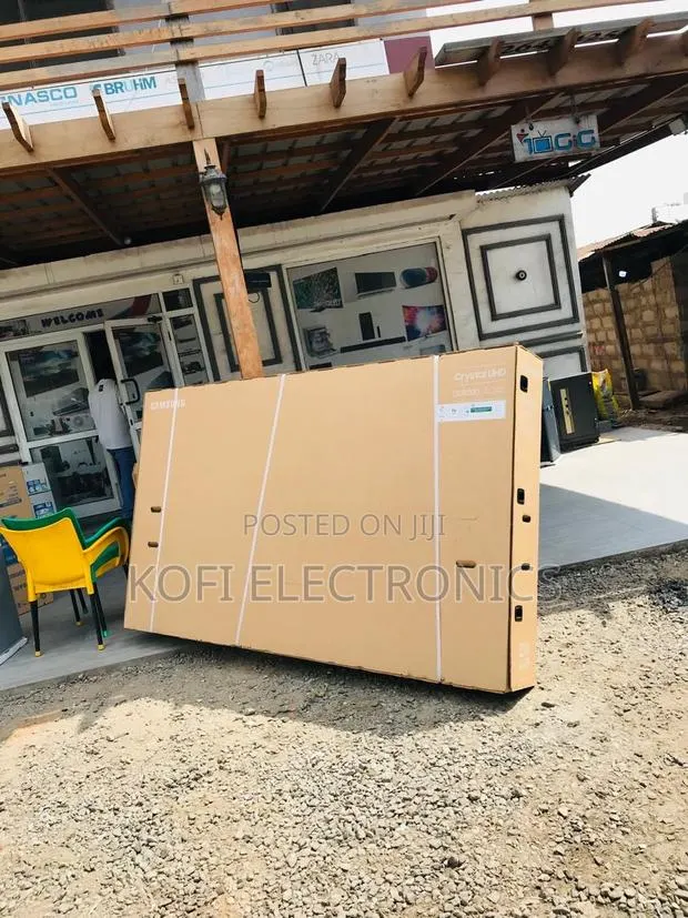 Eco-Conscious Innovative Samsung 98”Tv · Photo 1