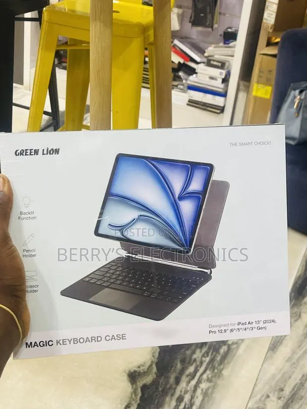 Green Lion Smart iPad Keyboard · Photo 1