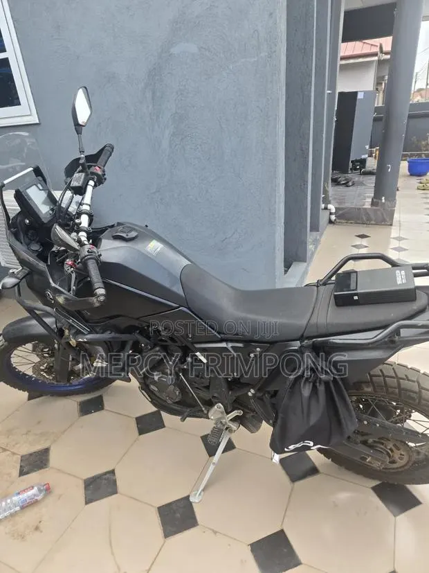 Yamaha 2025 Black · Photo 1