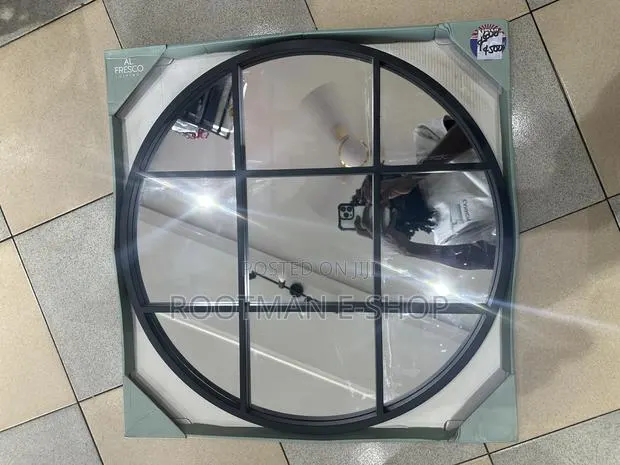 Mirroroutlet the Circulus Black Metal Round Window Garden Wall Mirror · Photo 1