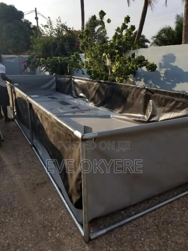 Tarpaulin Fish Tank · Photo 1