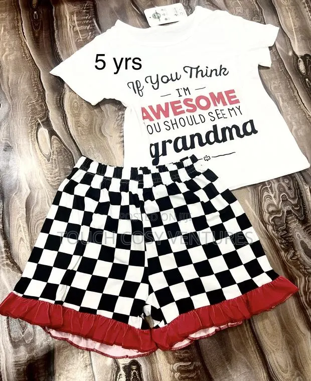 Charming 2 Piece Wear · Photo 1