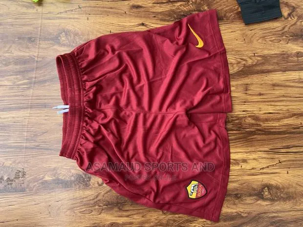 Original Training Pant at Cool Price · Photo 1