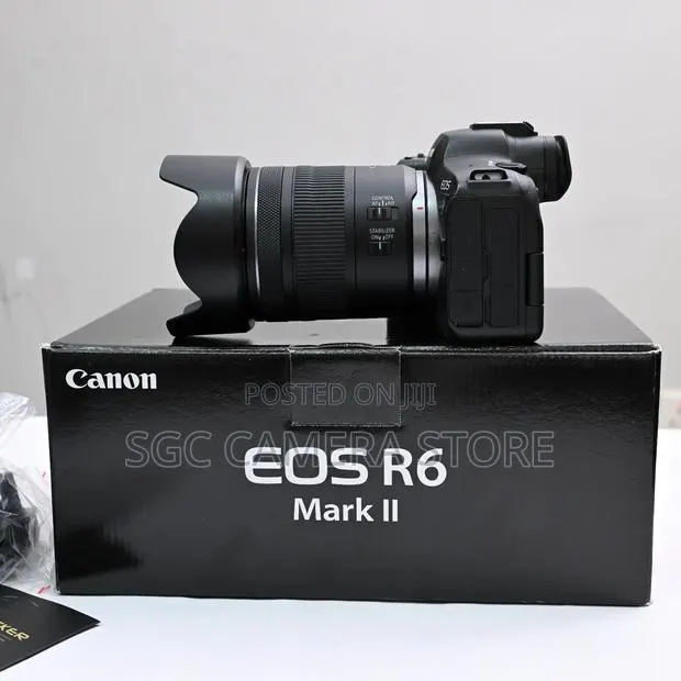Canon R6 Mark Ii + RF 28-70 F2.8 // Like New // 1 Year Warranty · Photo 4