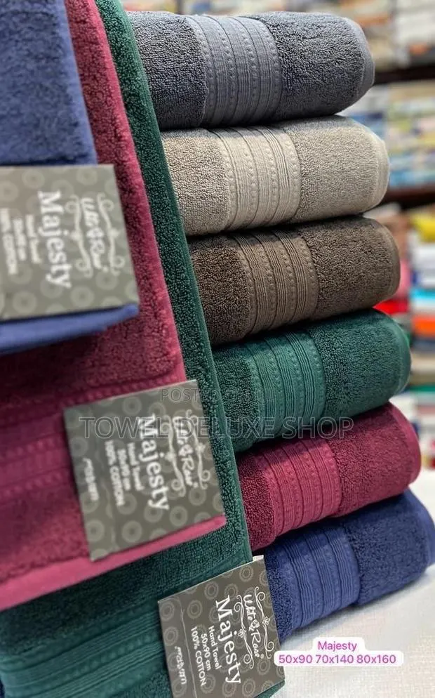 Very Thick and Heavy Bath Towels · Photo 1