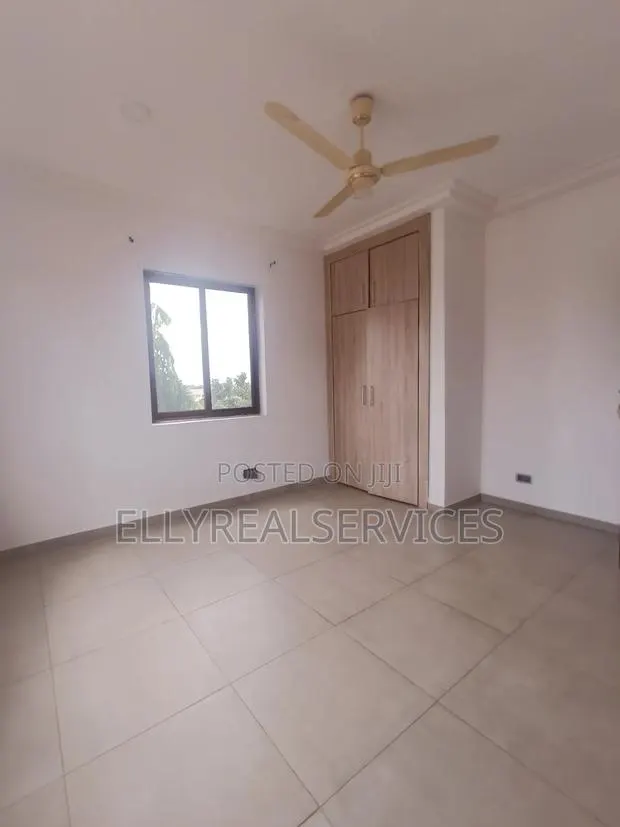2bdrm Apartment in Ellyrealservices, Frafraha for rent · Photo 1