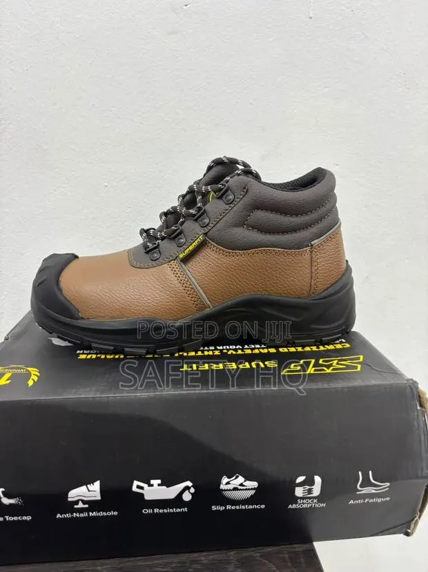 Safety Boots · Photo 1