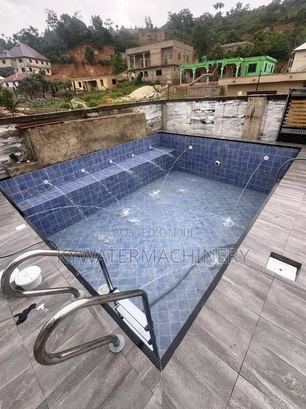 Swimming Pool Construction · Photo 1