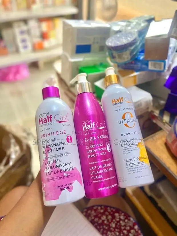 Glow Half Cast Extra Fairness/ Rejuvenating/ Vit.C Lt-(200gh for 1) · Photo 1