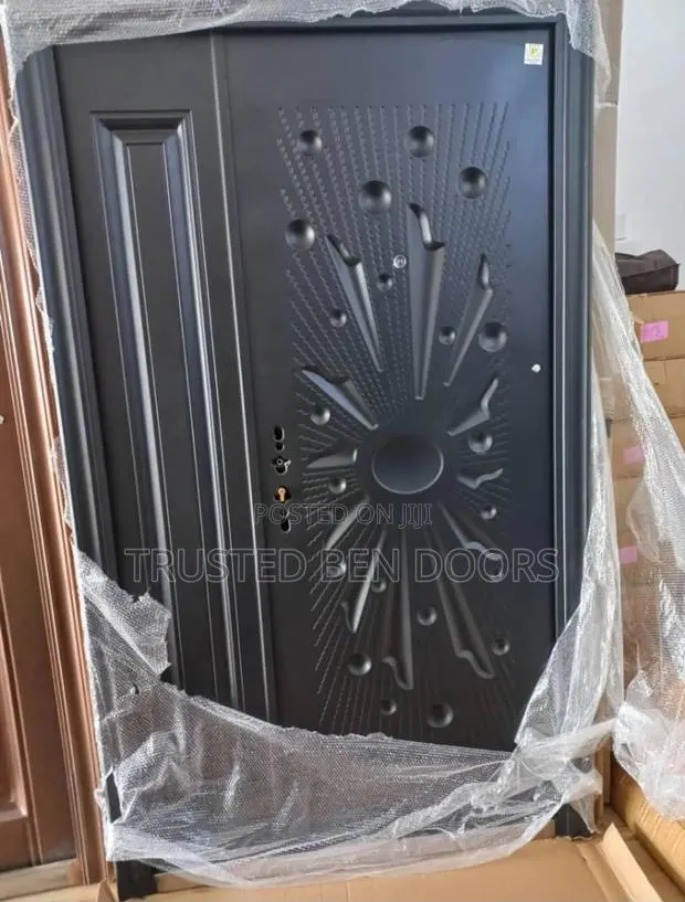 Paladin Turkish Security One and Half Black Door for Apartments · Photo 1