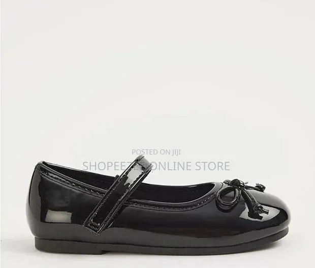 Girl School Shoes · Photo 2