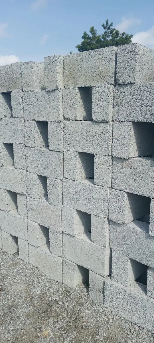 Concrete Solid Blocks for Construction Works · Photo 1