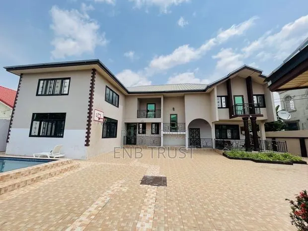 7bdrm Duplex in East Legon, Police Station for sale · Photo 1