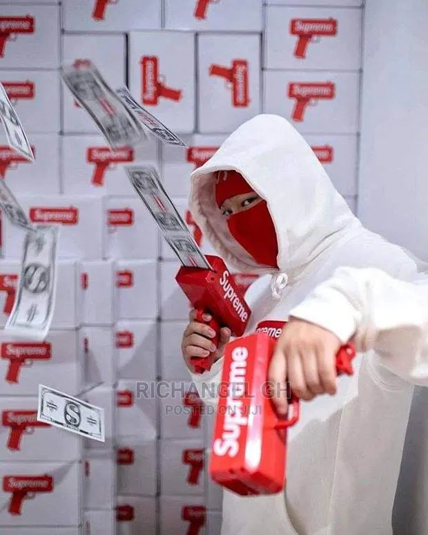 Supreme Money Gun · Photo 1