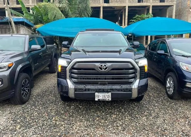 Toyota Tundra Limited Double Cab 6.5' Bed 2023 Blue · Photo 1
