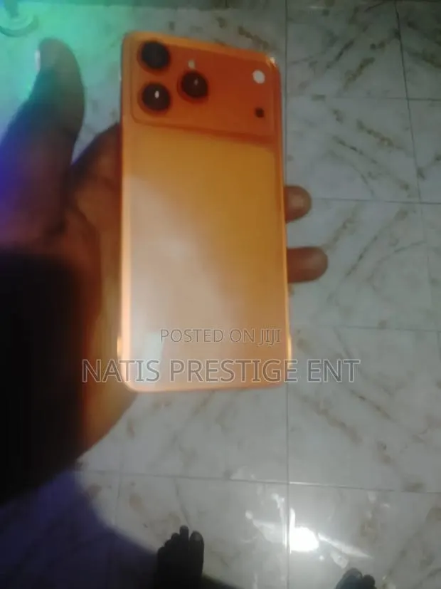 Oppo A17K 64 GB Orange · Photo 1