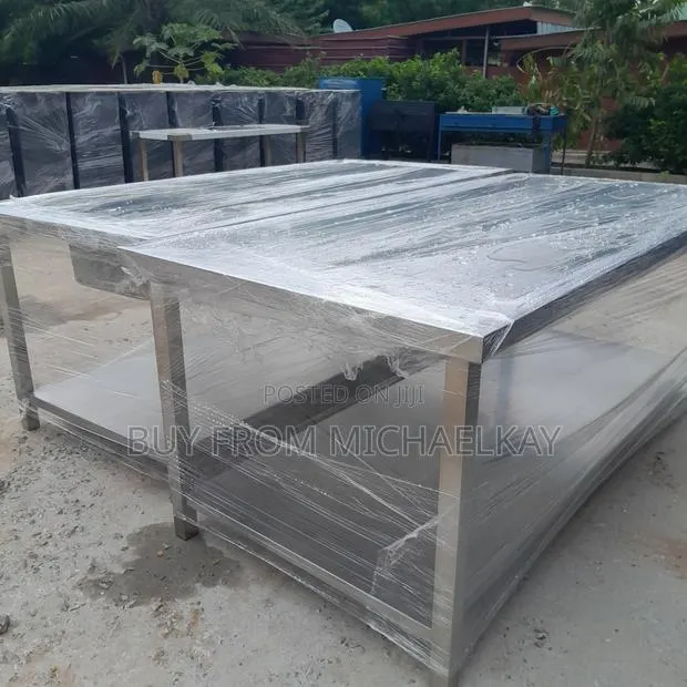 Stainless Steel Table · Photo 4