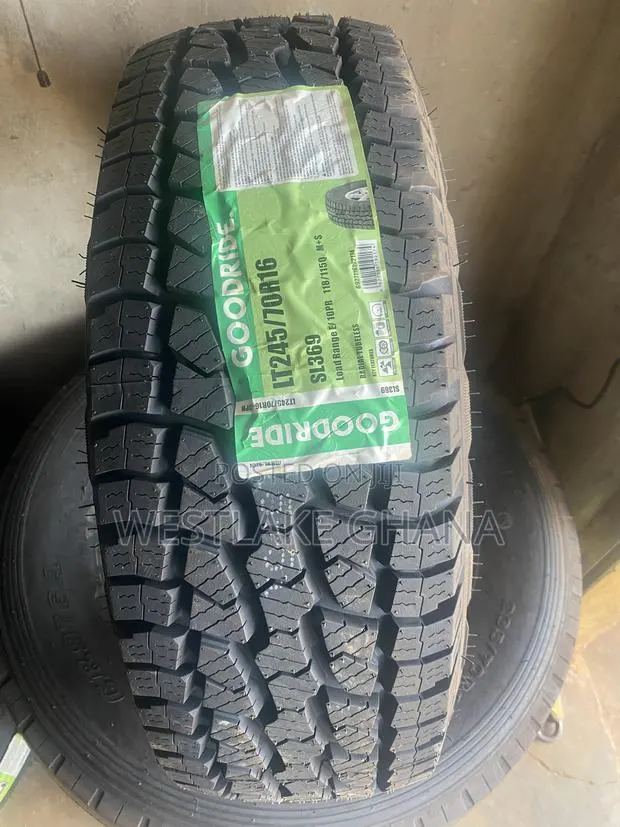 Goodride SUV Tire 245/70r16 · Photo 1
