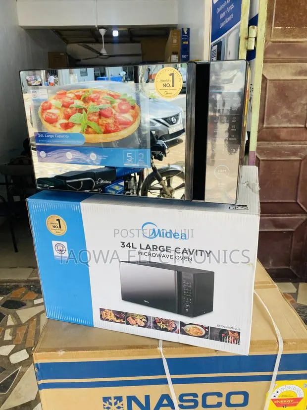 Efficient Midea 34 Liters Microwave Oven · Photo 1