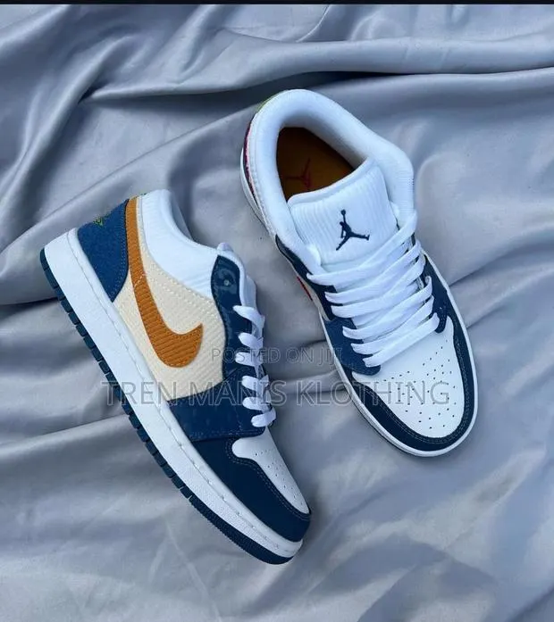 Nike Sb Low Dunnks Blue/White · Photo 1