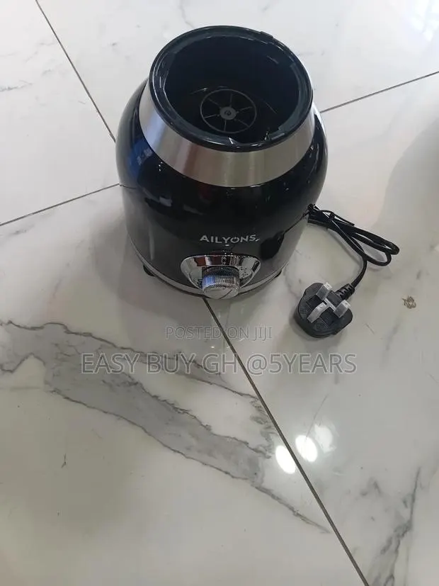 Blend Like a Pro With the Ailyons 1.8L Blender · Photo 1
