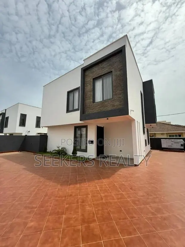 Furnished 3bdrm Townhouse / Terrace in Seekers Realty, Ability for rent · Photo 1