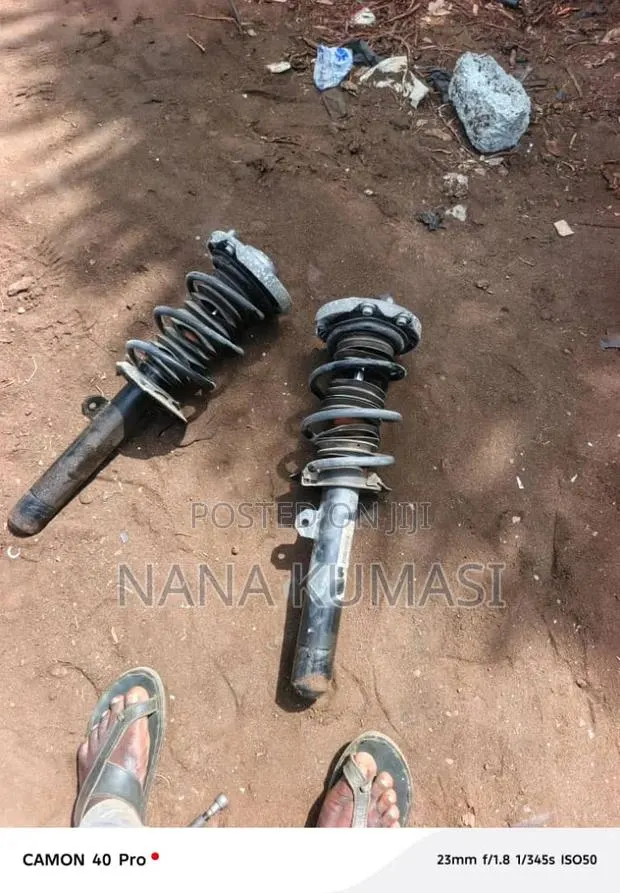 X1/X2/X3/X4/X5/X6/X7/Ix3/M3/M5/F30/F29/F39/E39/30/Shock Absorber Shaft · Photo 1