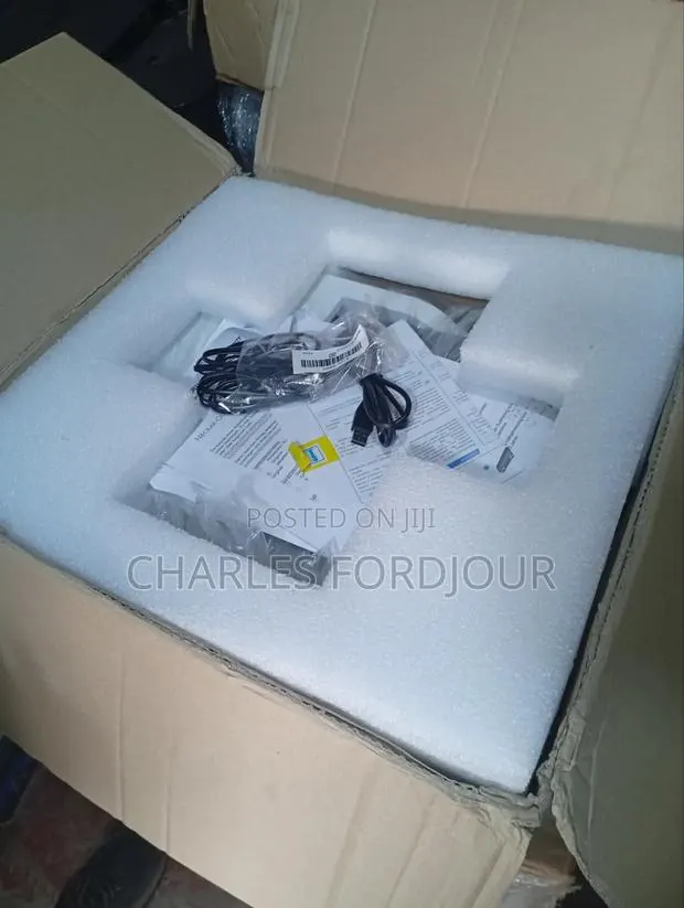 HP Color Laser MFP 179fnw · Photo 1