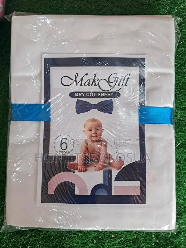 Baby White Cotsheet · Photo 1
