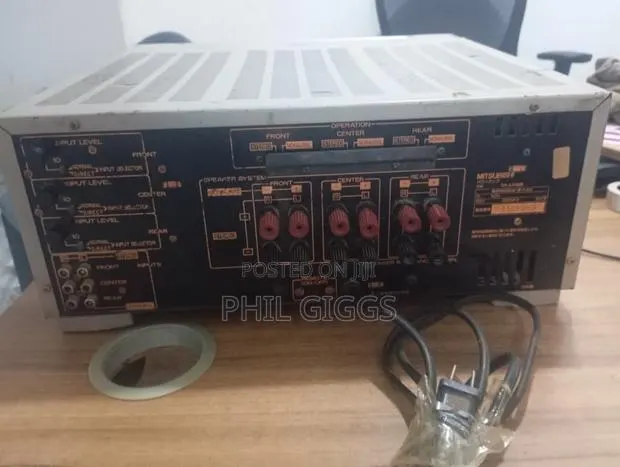 Mitsubishi DA-A7000 6 Channel Power Amplifier · Photo 1