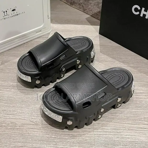 Thick Soles Sandals · Photo 6