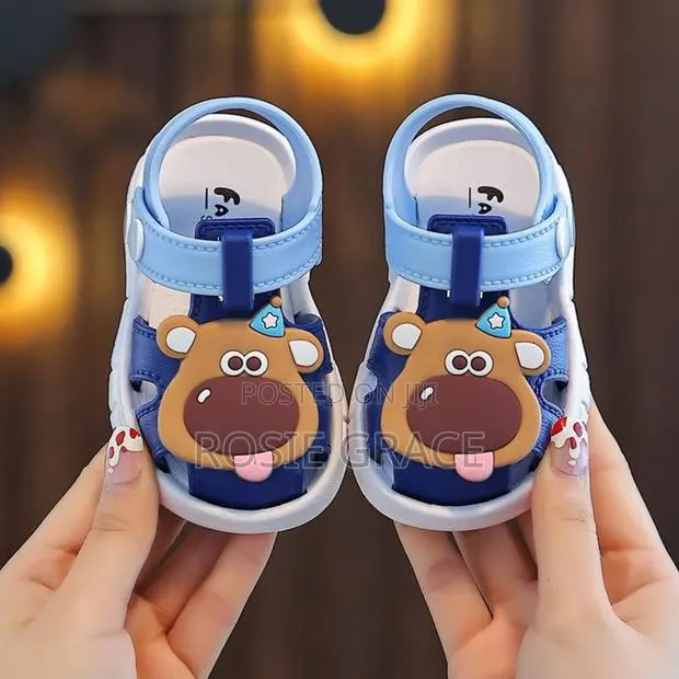 Sandals for Kids · Photo 3