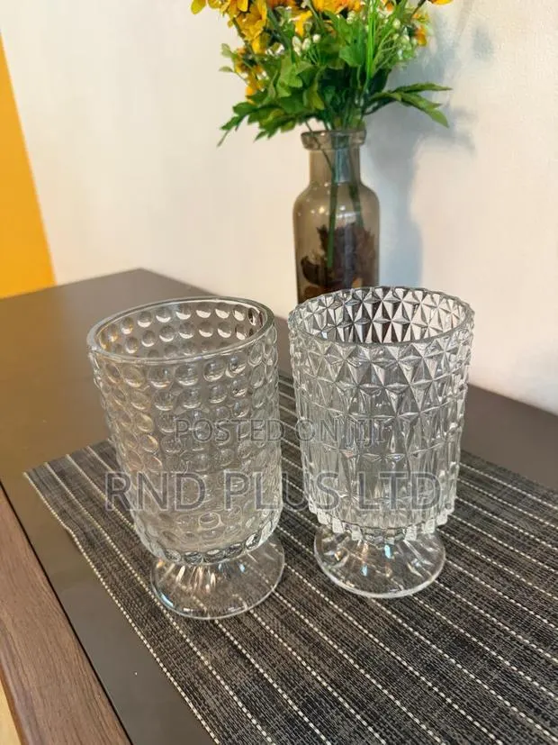 Glass Vase · Photo 1