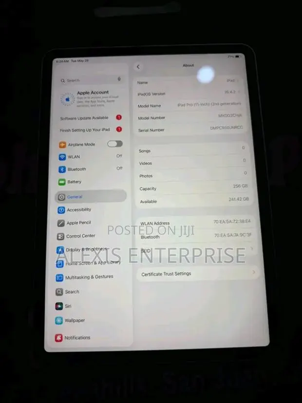 Apple iPad Pro 11 (2018) 256 GB Gray · Photo 1