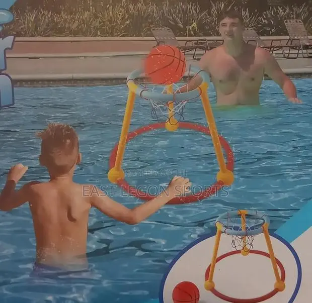 Pool Floater Basketball Hoop · Photo 1
