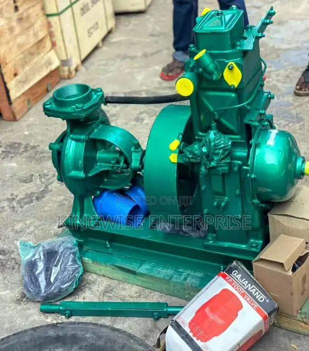 4×4 Water Pump Complete With 8hp Diesel Engine · Photo 1