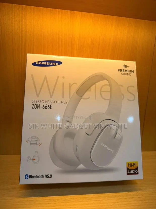 The Samsung ZON-666E Wireless Stereo Bluetooth Headphones · Photo 1
