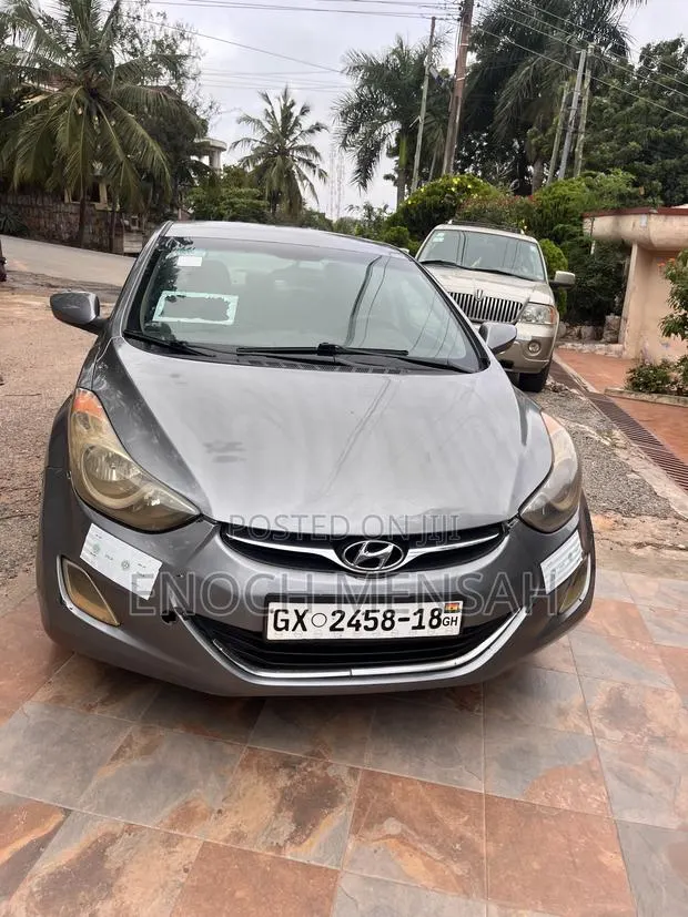 Hyundai Elantra GLS Sedan FWD (1.8L 4cyl 6M) 2013 Gray · Photo 1