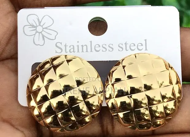 Earrings for Ladies · Photo 1