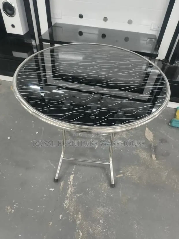 Foldable Round Chair of 80cm Diameter · Photo 1