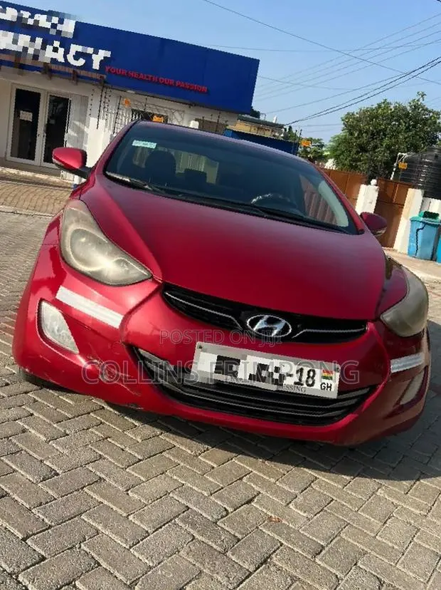 Hyundai Elantra GLS Sedan FWD (1.8L 4cyl 6M) 2013 Red · Photo 1