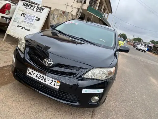Toyota Corolla 2012 Black · Photo 1