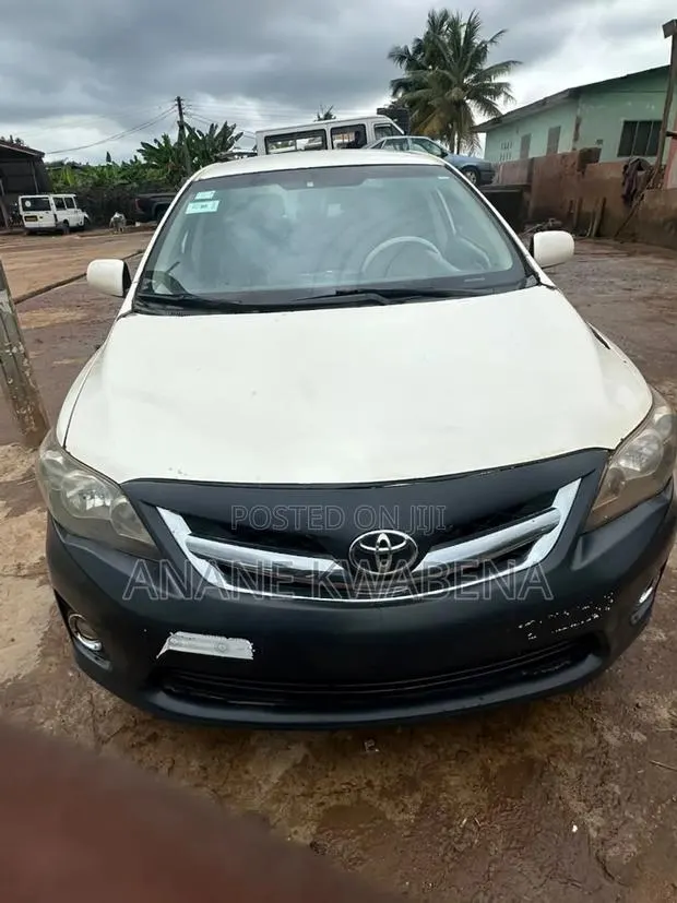 Toyota Corolla 1.8 Advanced 2009 White · Photo 1